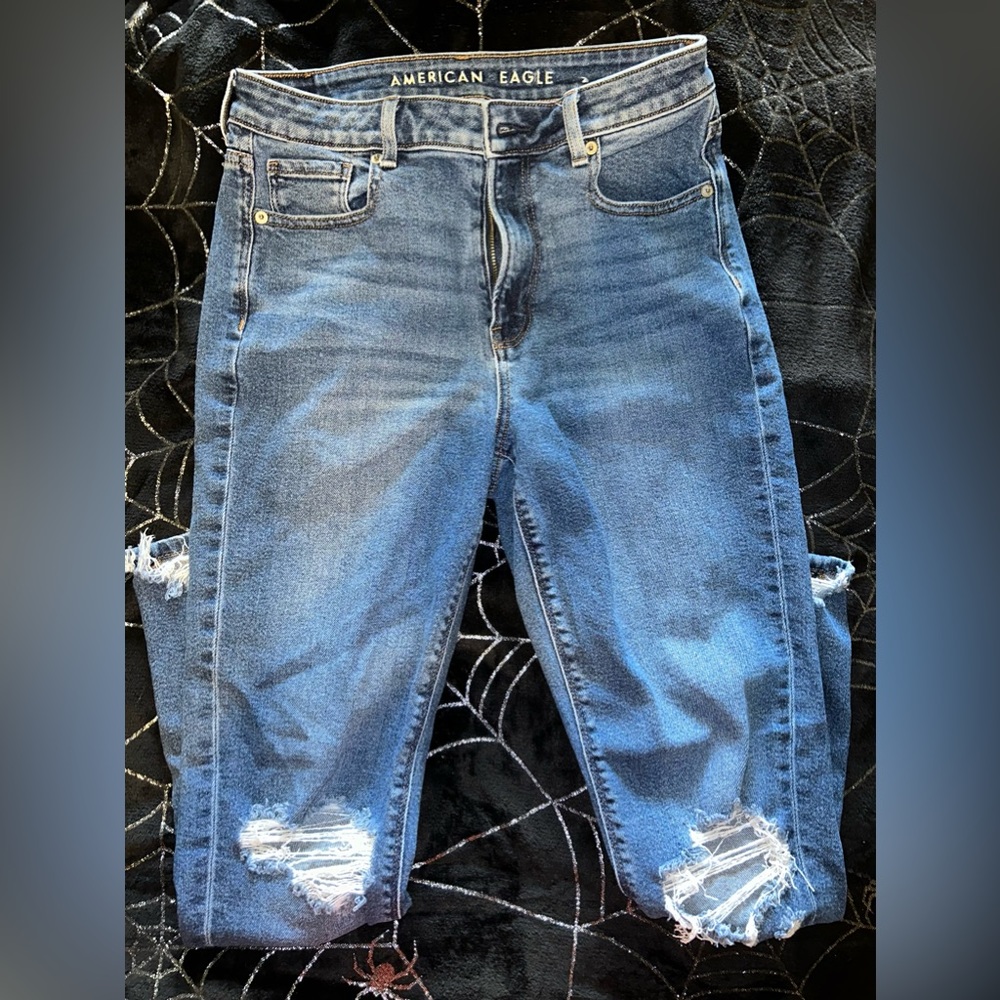 American eagle mom jeans
